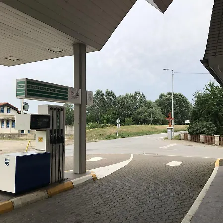 Zlatko Motel